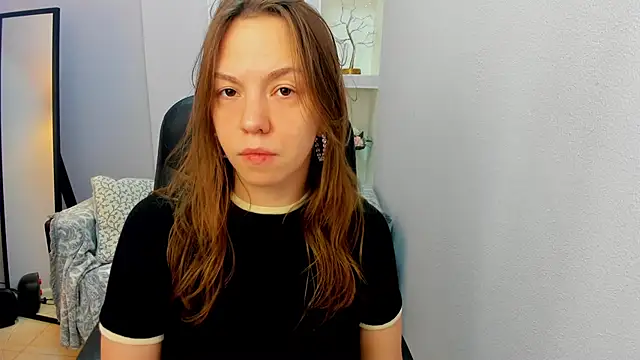 Snapshot of Persephoni chatting on 06/20/26, 10:09 Persephoni online show from 06/20/26, 10:09
