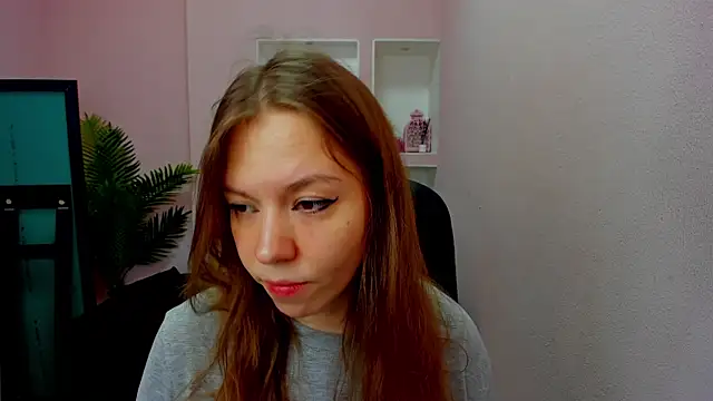 Snapshot of Persephoni chatting on 11/23/25, 03:44 Persephoni online show from 11/23/25, 03:44