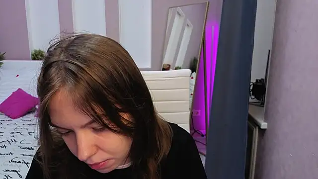 Snapshot of Persephoni chatting on 03/01/26, 03:56 Persephoni online show from 03/01/26, 03:56