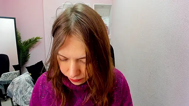 Snapshot of Persephoni chatting on 02/07/26, 10:12 Persephoni online show from 02/07/26, 10:12