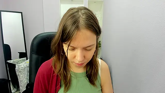 Snapshot of Persephoni chatting on 02/22/26, 06:05 Persephoni online show from 02/22/26, 06:05