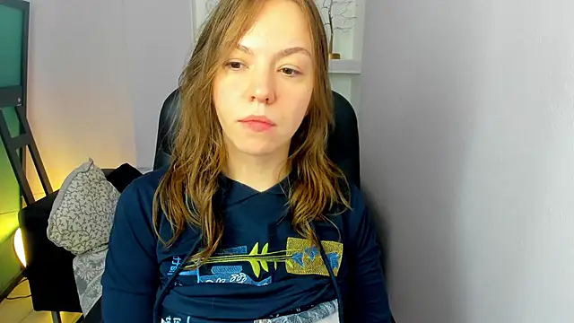 Persephoni online show from 04/26/26, 10:23