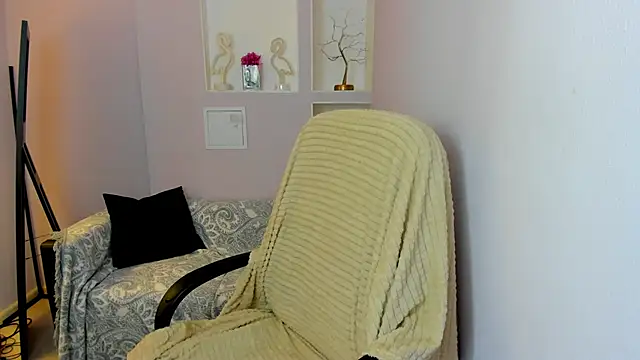 Snapshot of Persephoni chatting on 06/21/26, 10:32 Persephoni online show from 06/21/26, 10:32