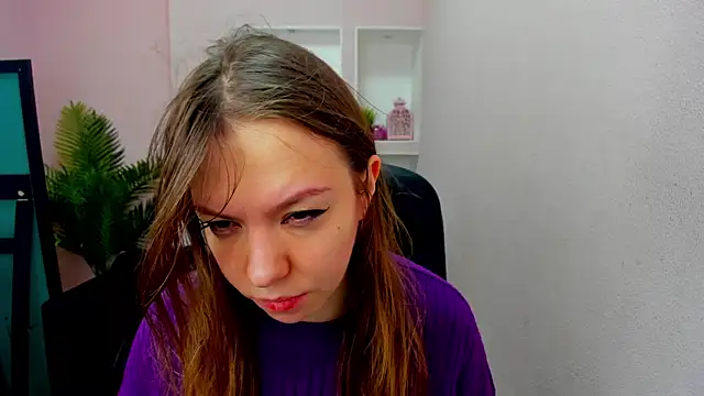 Snapshot of Persephoni chatting on 10/04/25, 03:46 Persephoni online show from 10/04/25, 03:46