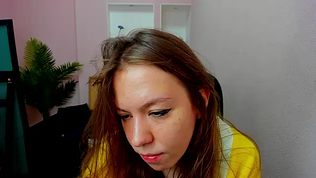 Snapshot of Persephoni chatting on 09/16/25, 08:21 Persephoni online show from 09/16/25, 08:21