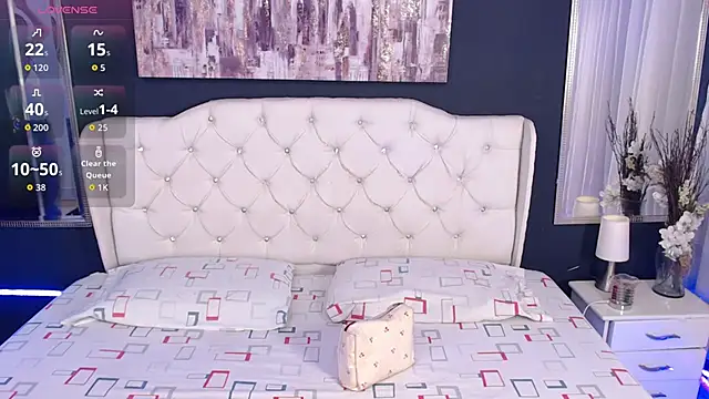 Snapshot of LiaVillalobos chatting on 11/07/25, 11:59 LiaVillalobos online show from 11/07/25, 11:59