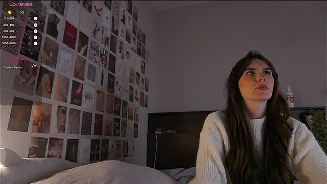 itssophiie online show from 10/01/25, 06:23