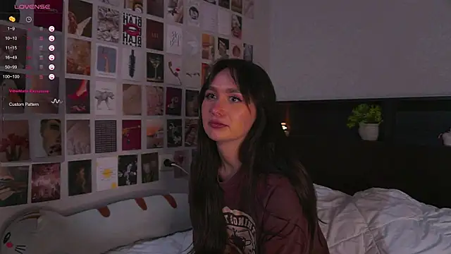 itssophiie online show from 09/12/25, 05:56