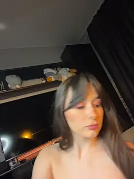 itssophiie online show from 04/01/26, 06:49