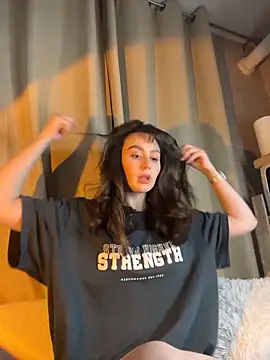 itssophiie online show from 02/20/26, 10:44