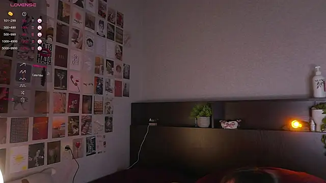 itssophiie online show from 09/19/25, 06:34