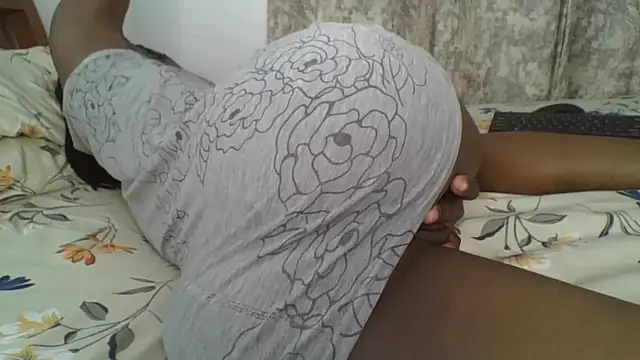 sweet sassy  online show from 10/19/25, 04:26