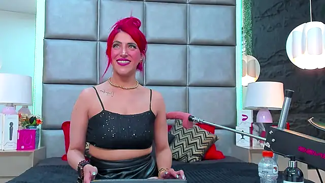 AllissaBrowm online show from 11/05/25, 05:38