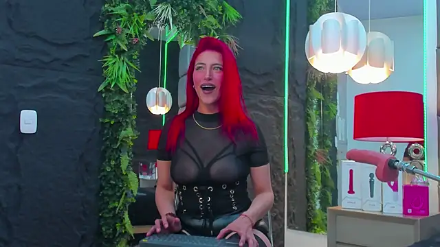 AllissaBrowm online show from 04/13/26, 05:17