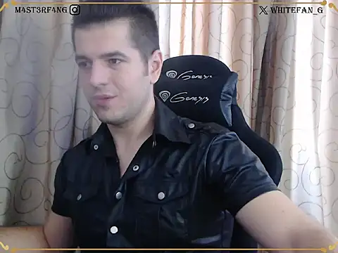 Snapshot of alphafingod chatting on 10/23/25, 12:26 alphafingod online show from 10/23/25, 12:26