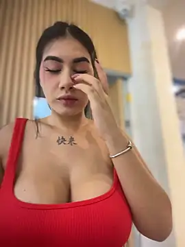 clarachanelricek online show from 11/08/25, 08:34