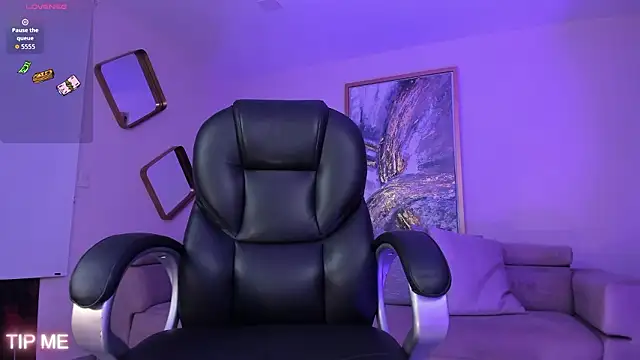 SophieBarnett online show from 03/04/26, 12:18