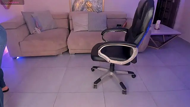 SophieBarnett online show from 12/01/25, 01:06