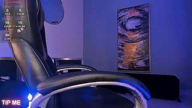 SophieBarnett online show from 10/30/25, 12:20