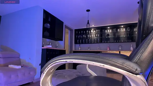 SophieBarnett online show from 11/07/25, 12:48