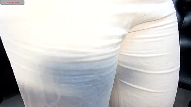 SophieBarnett online show from 03/26/26, 12:42