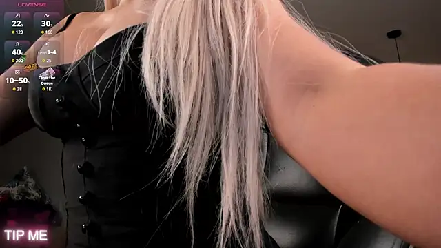 SophieBarnett online show from 11/08/25, 12:47