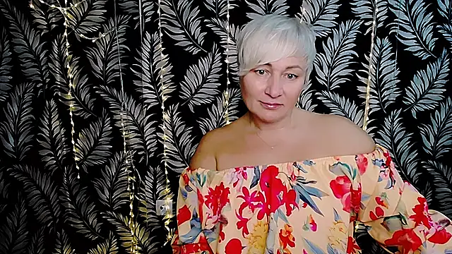 Snapshot of Olivia_playful chatting on 11/02/25, 12:10 Olivia playful online show from 11/02/25, 12:10