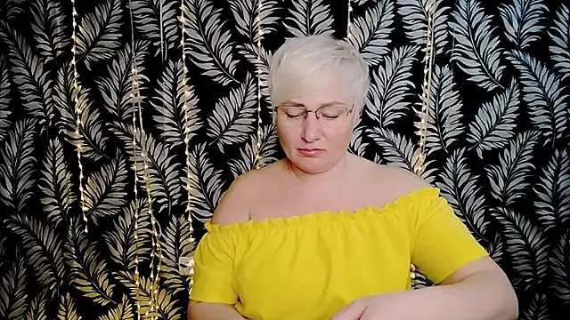 Olivia playful online show from 04/25/26, 10:29