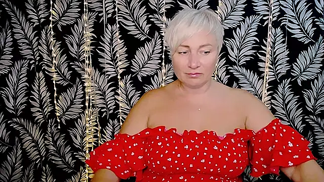 Snapshot of Olivia_playful chatting on 10/07/25, 11:22 Olivia playful online show from 10/07/25, 11:22