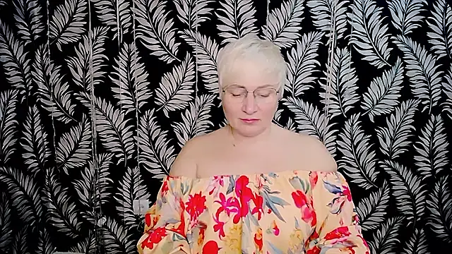 Olivia playful online show from 04/09/26, 10:32