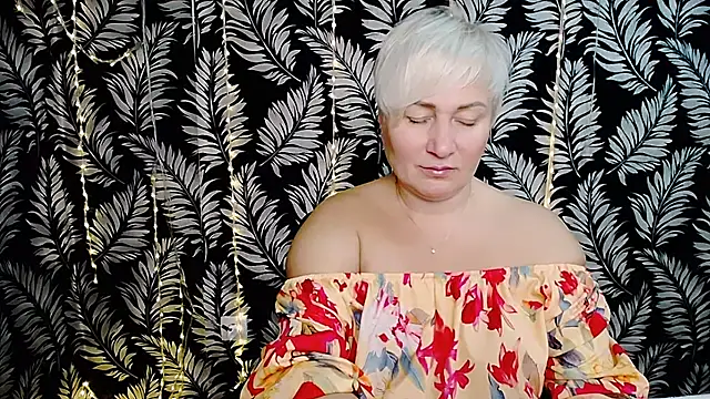 Olivia playful online show from 12/22/25, 12:16