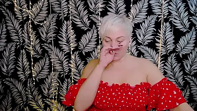 Snapshot of Olivia_playful chatting on 11/25/25, 10:37 Olivia playful online show from 11/25/25, 10:37