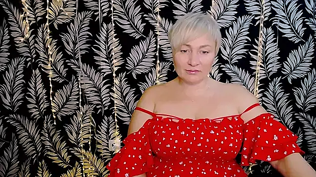 Snapshot of Olivia_playful chatting on 09/13/25, 11:32 Olivia playful online show from 09/13/25, 11:32