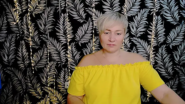 Snapshot of Olivia_playful chatting on 09/15/25, 11:32 Olivia playful online show from 09/15/25, 11:32