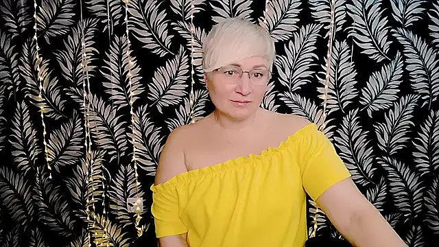 Olivia playful online show from 03/01/26, 12:27