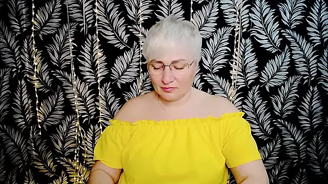 Olivia playful online show from 05/16/26, 10:36