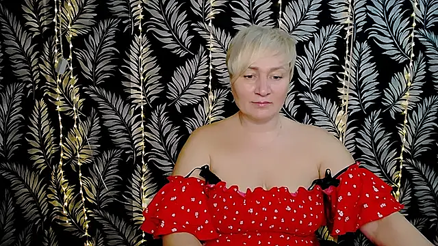 Snapshot of Olivia_playful chatting on 03/16/25, 12:11 Olivia playful online show from 03/16/25, 12:11