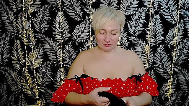 Snapshot of Olivia_playful chatting on 03/17/25, 12:25 Olivia playful online show from 03/17/25, 12:25