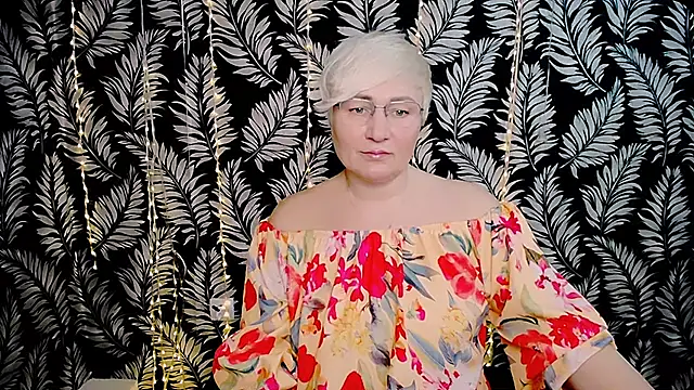 Olivia playful online show from 03/06/26, 12:44