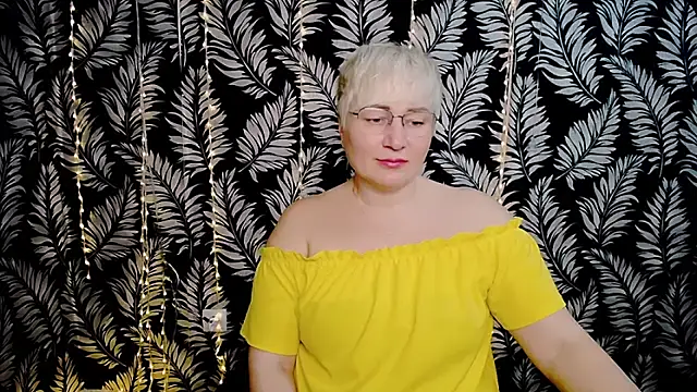 Olivia playful online show from 04/02/26, 10:22