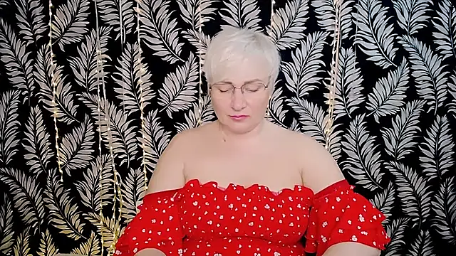 Olivia playful online show from 04/18/26, 10:28