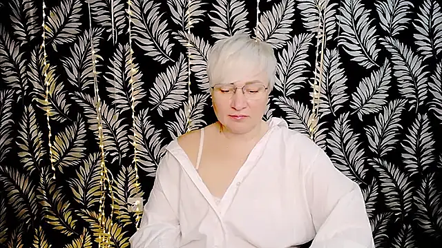 Olivia playful online show from 05/15/26, 10:24