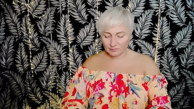 Snapshot of Olivia_playful chatting on 10/27/25, 12:39 Olivia playful online show from 10/27/25, 12:39