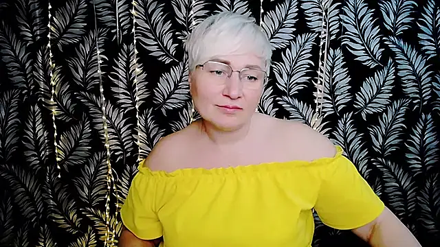 Olivia playful online show from 05/11/26, 02:45