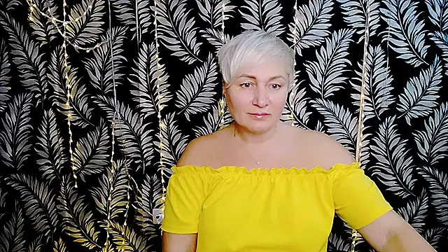 Snapshot of Olivia_playful chatting on 11/29/25, 03:45 Olivia playful online show from 11/29/25, 03:45