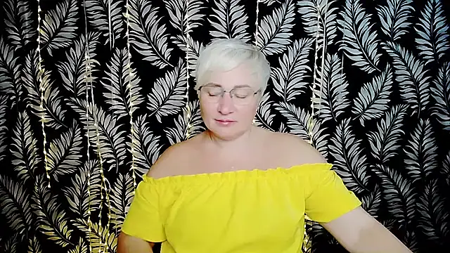 Olivia playful online show from 06/26/26, 10:32