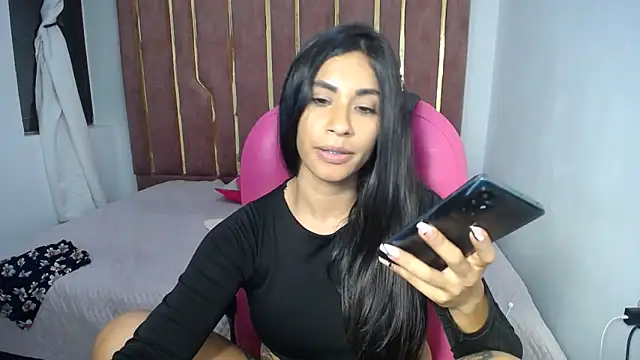 Snapshot of Chanel-24 chatting on 02/19/25, 08:55 Chanel-24 online show from 02/19/25, 08:55