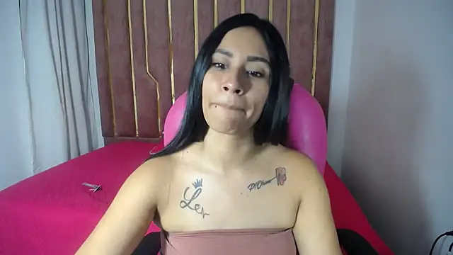 Snapshot of Chanel-24 chatting on 03/04/25, 03:44 Chanel-24 online show from 03/04/25, 03:44