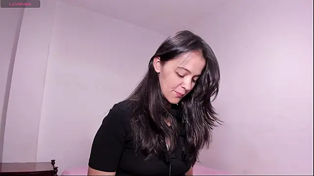 sarasweet 4 online show from 01/17/26, 02:53