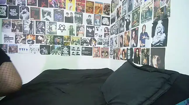 BonnieStardust online show from 03/02/25, 06:46